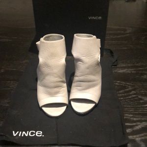 Vince Shoes - Vince Addie Block Heel Vince Shoes - Vince Addie Block Heel